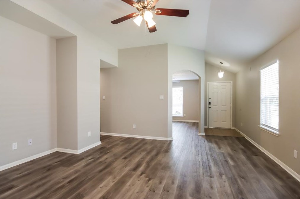 5835 Deleon Trail Dr, Spring TX  77379-2621 exterior