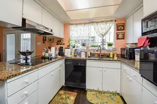 10488 Hammerly Blvd, Houston, TX 77043 - Photo 16