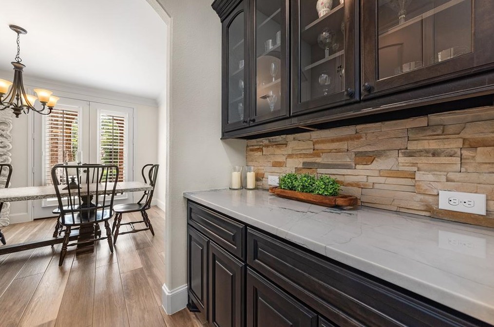 3338 Cotswold Manor Dr, Humble TX 77339-1661 exterior