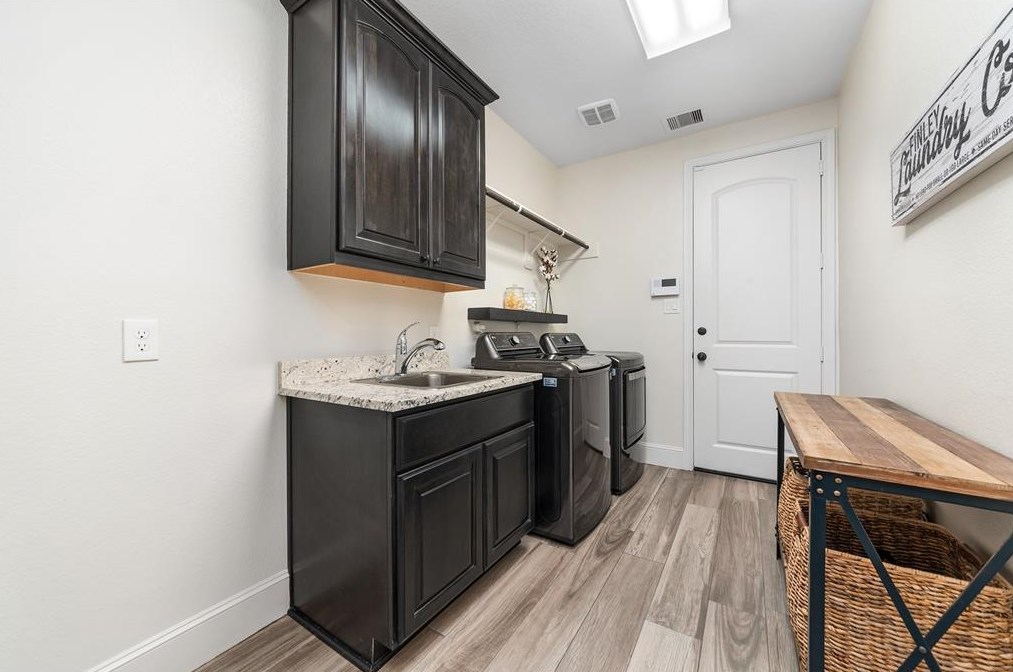 3338 Cotswold Manor Dr, Humble TX 77339-1661 exterior