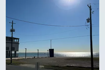 1328 Avenue N 1/2, Galveston, TX 77550 - Photo 2