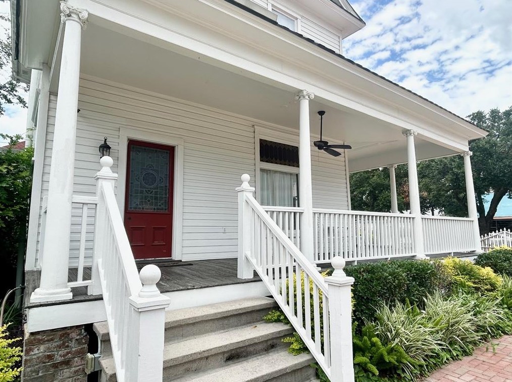 201 W 15th St, Houston, TX 77008
