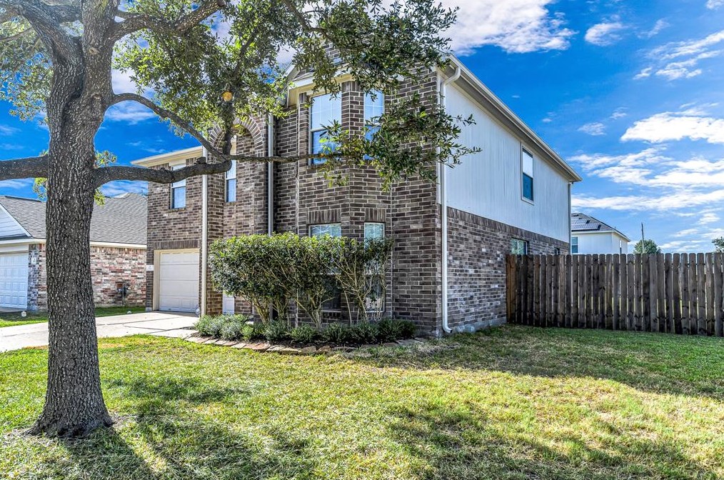 15519 Dahlia Field Way, Houston, TX 77082-3143