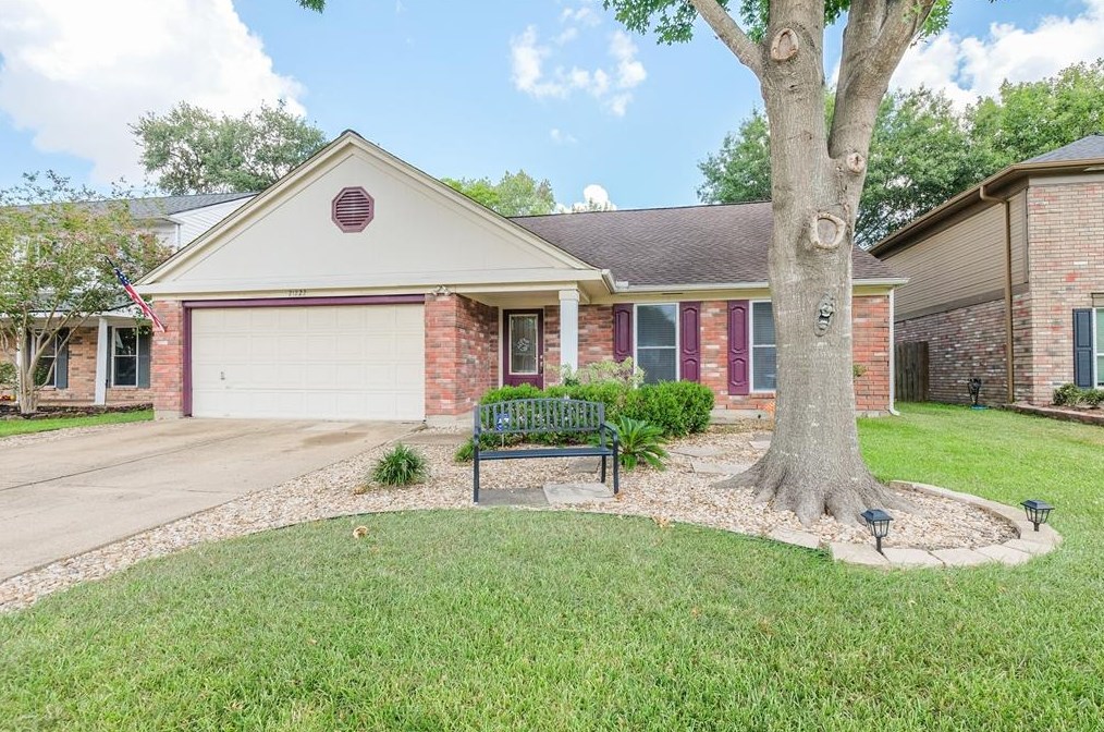 21222 Park Willow Dr, Katy, TX 77450-4841