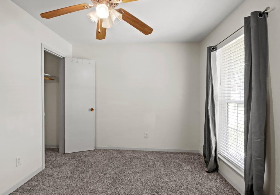 2519 Meandering Trl, Humble TX 77339-1052 exterior