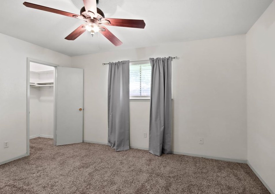 2519 Meandering Trl, Humble TX 77339-1052 exterior