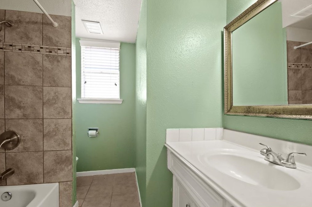 2519 Meandering Trl, Humble TX 77339-1052 exterior