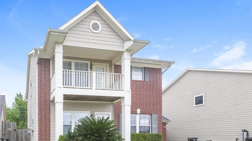 715 Remington Heights Dr, Houston, TX 77073