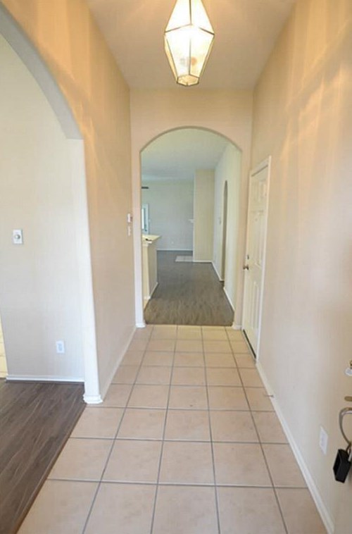 19446 Nasworthy Dr, Tomball, TX 77375