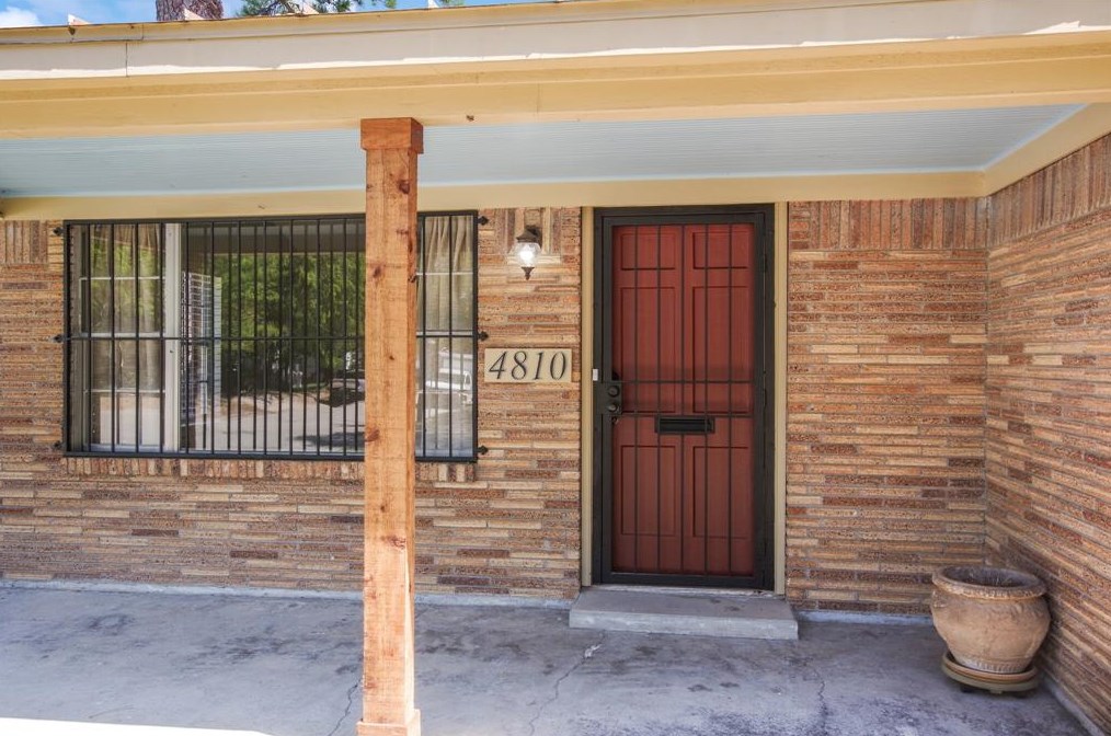 4810 Beggs St, Houston, TX 77009