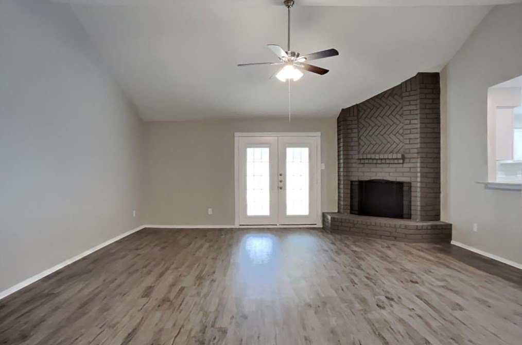 21718 Crescent Heights St, Spring, TX 77388