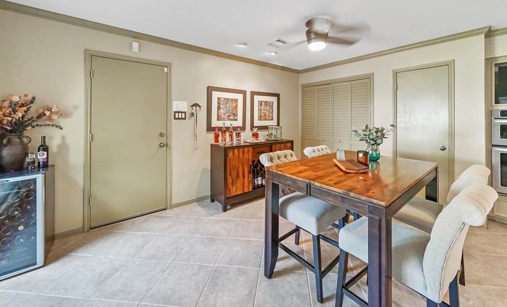 12502 Rocky Knl Dr, Houston TX  77077-5835 exterior