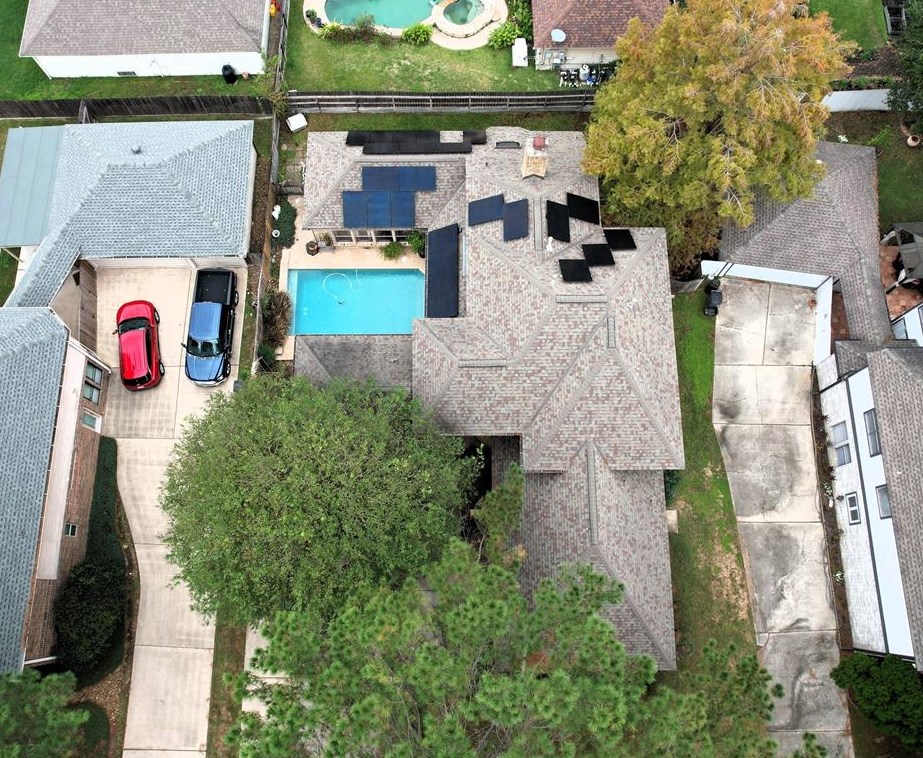 8018 Democracy Ct, Spring, TX 77379-6138