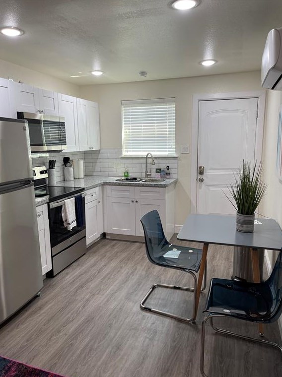 2913 Rosewood St, Houston TX  77004-5377 exterior