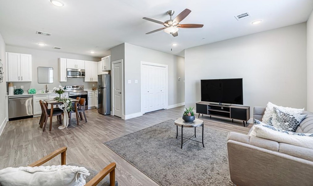 1720 Crestdale Dr #1107-c, Houston, TX 77080