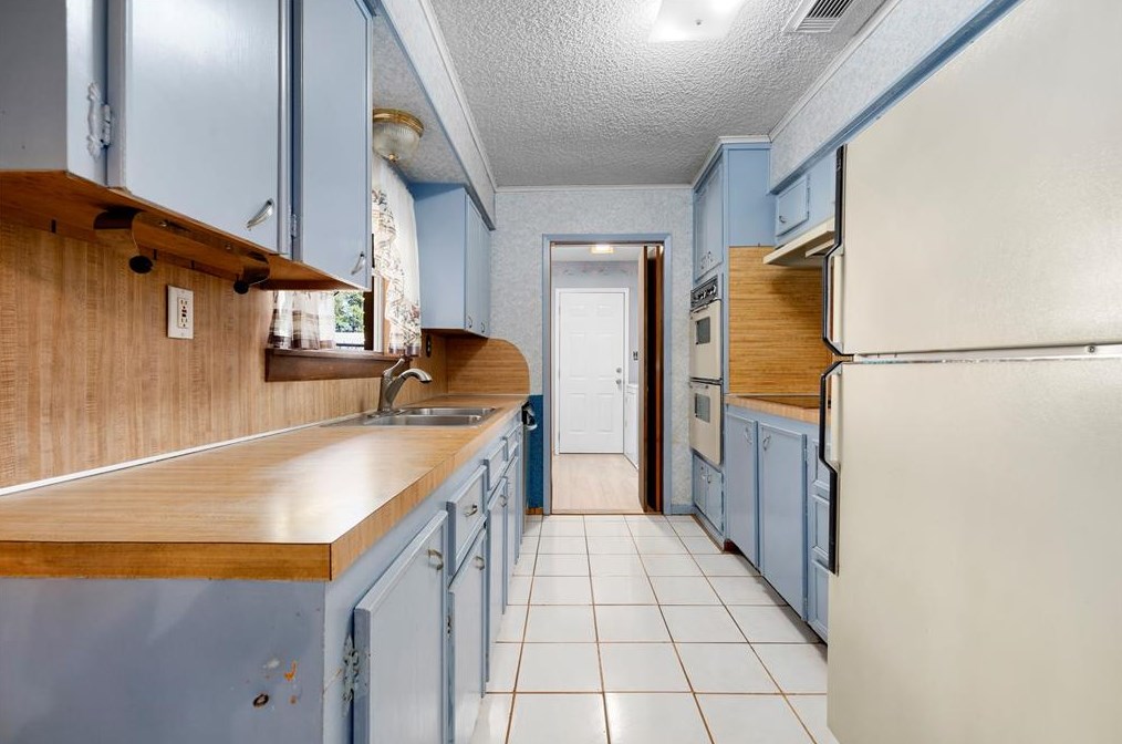 22915 Community Dr, Roman Forest TX 77357-8011 exterior