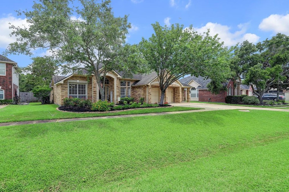 9706 Grayson Ln, Missouri City, TX 77459-6306
