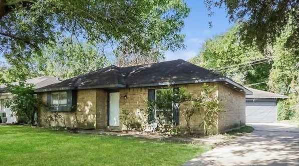 15234 Wickbriar Dr, Houston, TX 77053