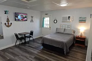 202 W E St, La Porte, TX 77571 - Photo 2