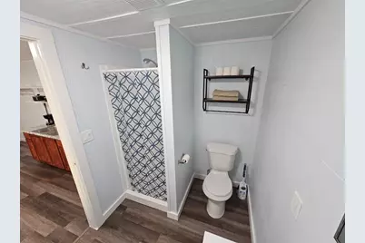 202 W E Street, La Porte, TX 77571 - Photo 4