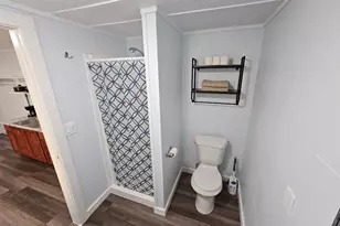 202 W E St, La Porte, TX 77571 - Photo 4