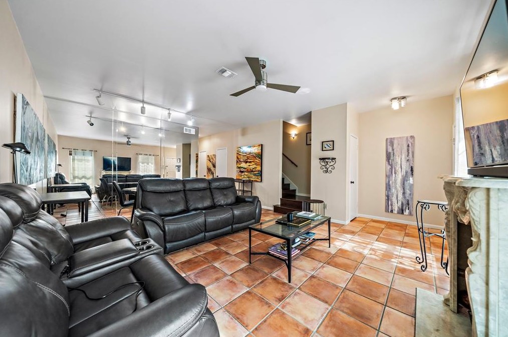 7382 Regency Square Ct # 7382, Houston, TX