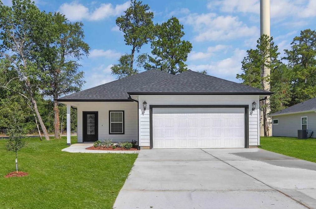 119 Knollwood Ln, Livingston, TX 77351-0953