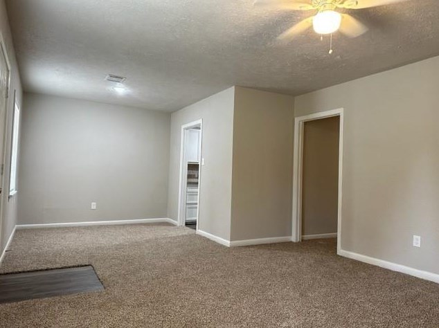 506 S Circle Dr, Baytown, TX 77520