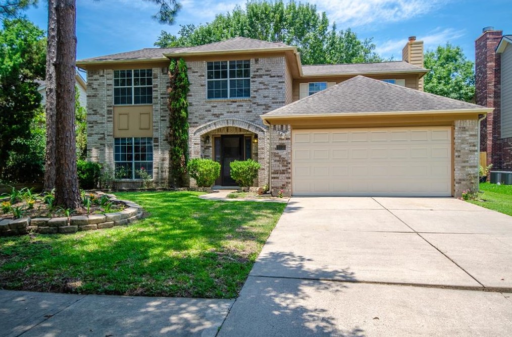 2116 Galleon Dr, League City, TX 77573