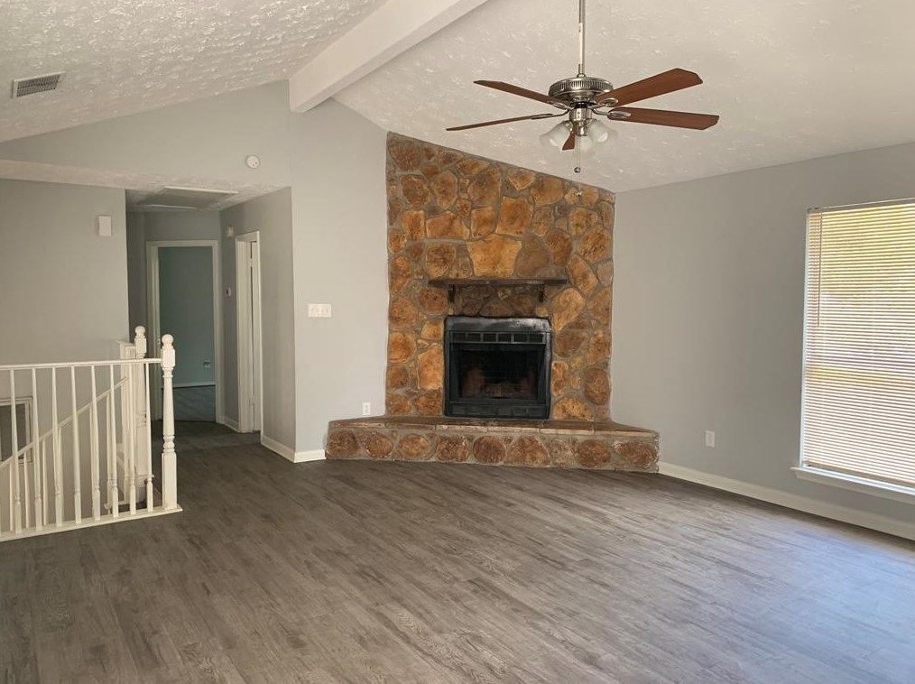 12915 Crystal Cv Dr, Houston TX  77044-1801 exterior