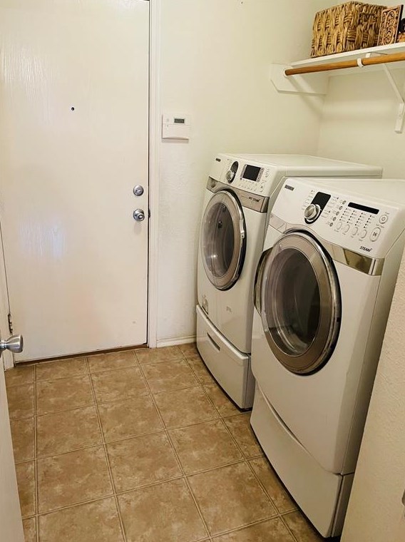 7343 Liberty Tree Ln, Houston TX  77049-3998 exterior