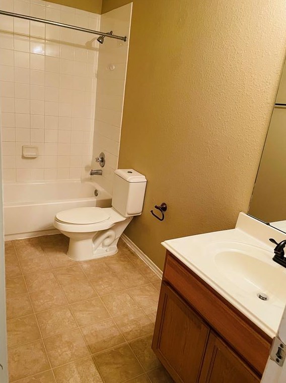 7343 Liberty Tree Ln, Houston TX  77049-3998 exterior