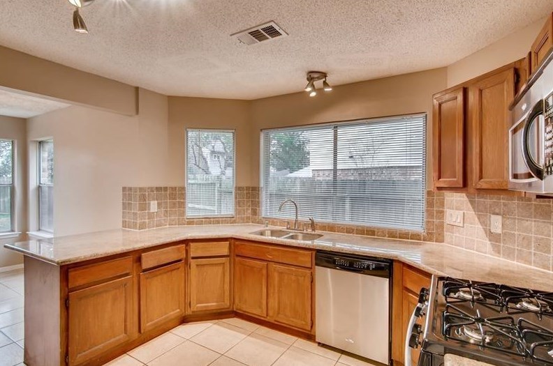 18510 Tynecreek Ln, Spring TX  77379-4088 exterior