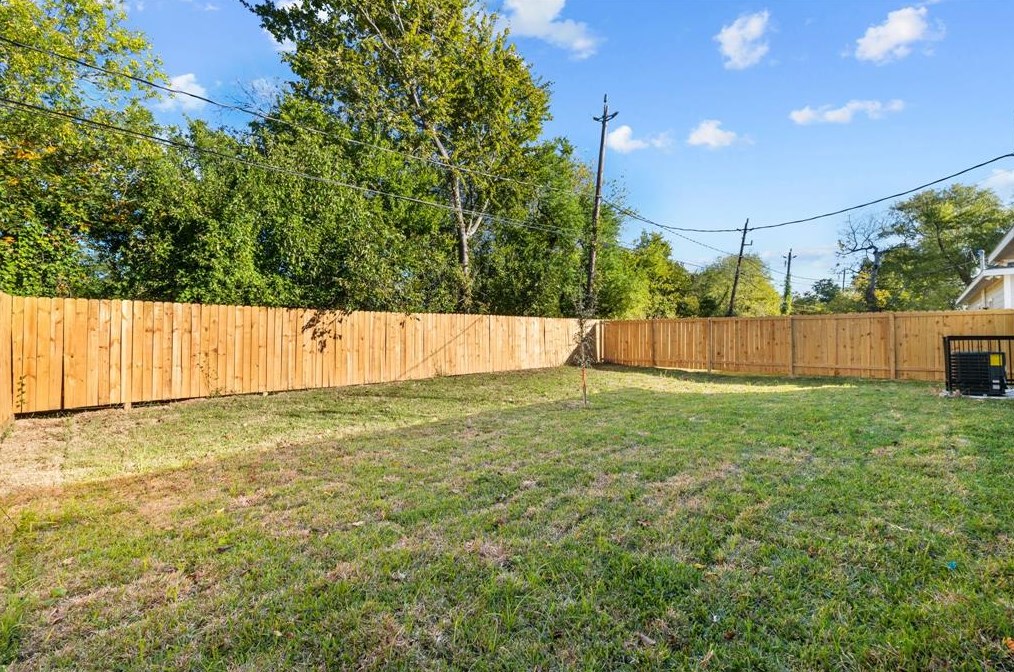 1026 Clinton Park St, Houston TX  77029-4508 exterior