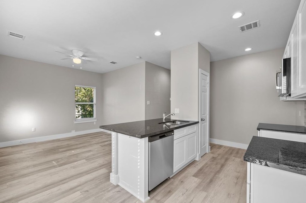 1026 Clinton Park St, Houston TX  77029-4508 exterior