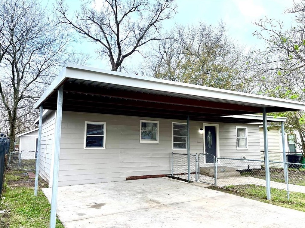 6655 Myrtle St, Houston, TX 77087