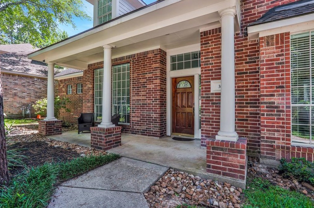 38 Agate Stream Pl, Spring TX  77381-4496 exterior