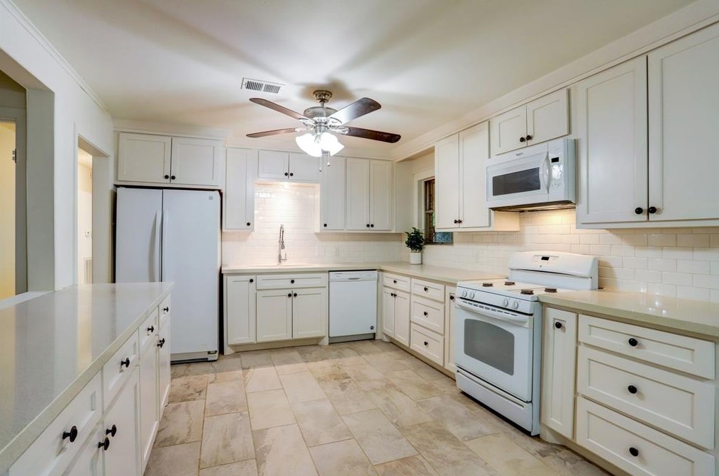 3611 Galway Ln, Houston TX  77080-1605 exterior