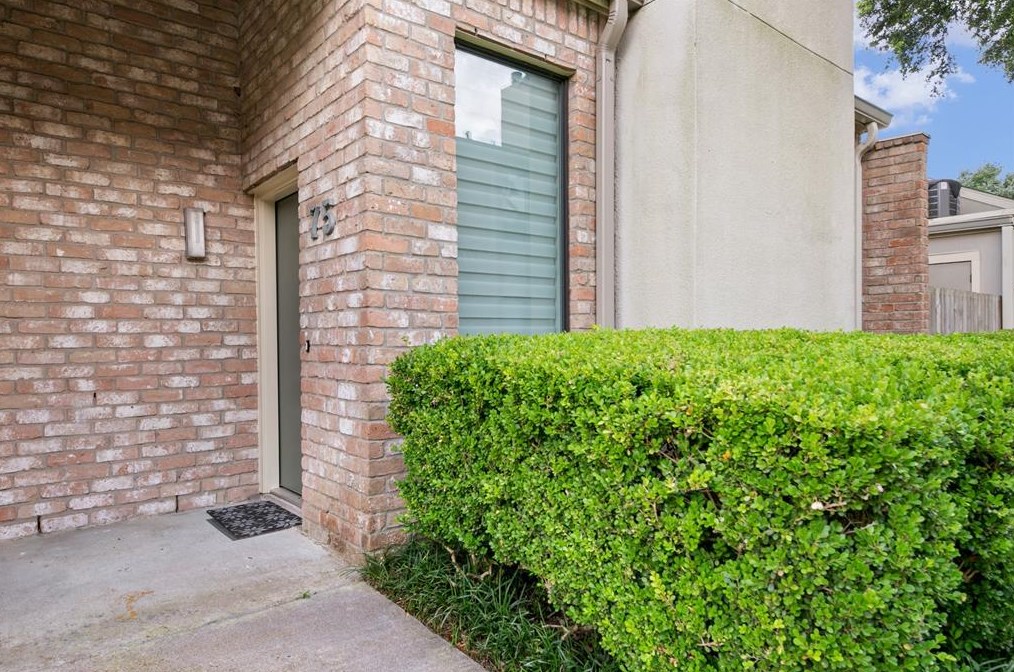 8100 Cambridge St #75, Houston, TX 77054