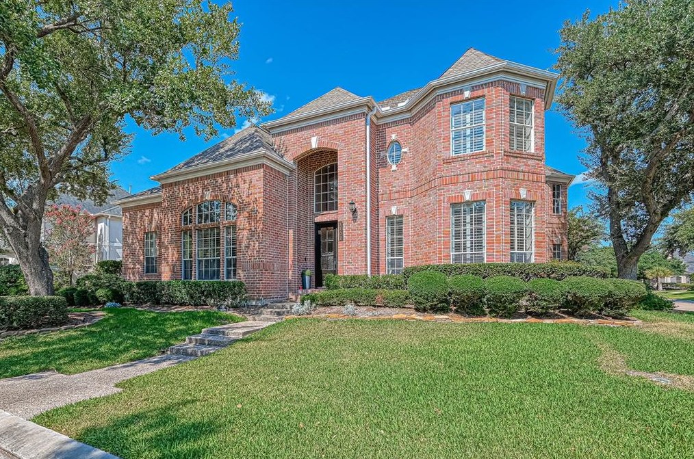1702 Cottage Landing Ln, Houston, TX 77077