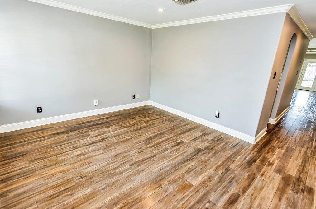 8838 Rainesville Ln, Houston, TX 77075