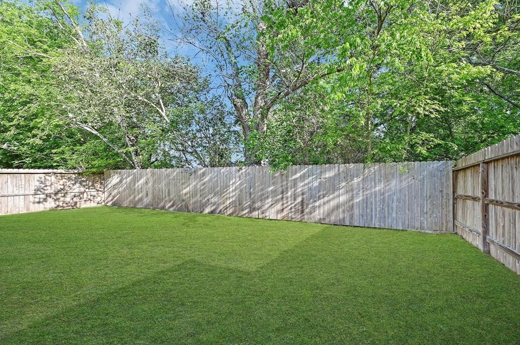 4609 Clover St, Houston TX  77051-2724 exterior