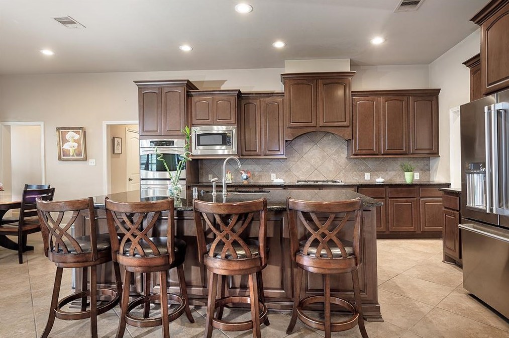 13527 Delwood Spg Ln, Houston TX  77044-1378 exterior
