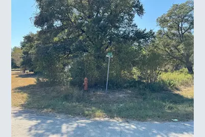 500 21st Street, Hempstead, TX 77445 - Photo 2