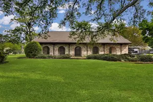 5534 Avanak St, Spring, TX 77389 - Photo 2