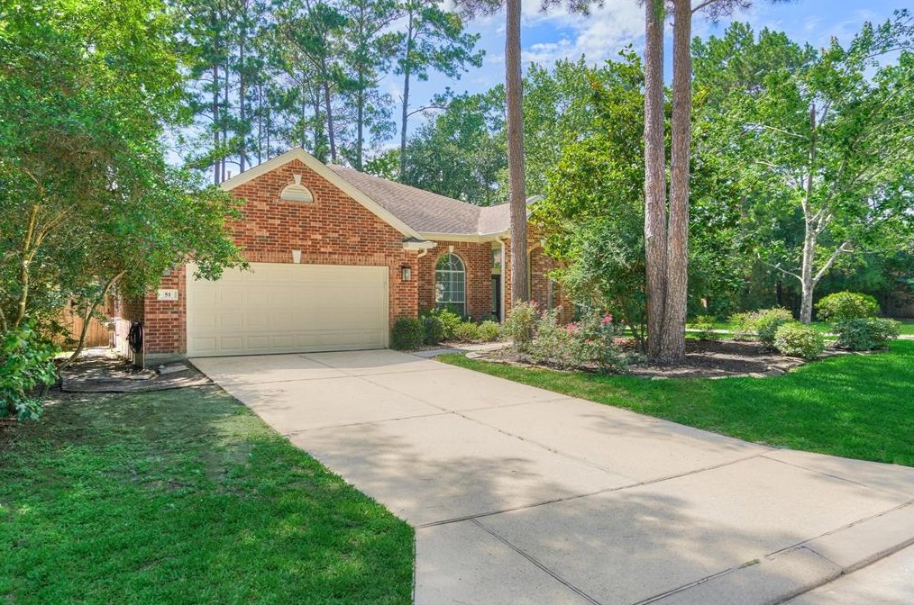 51 Taupewood Pl, Conroe, TX 77384-5028