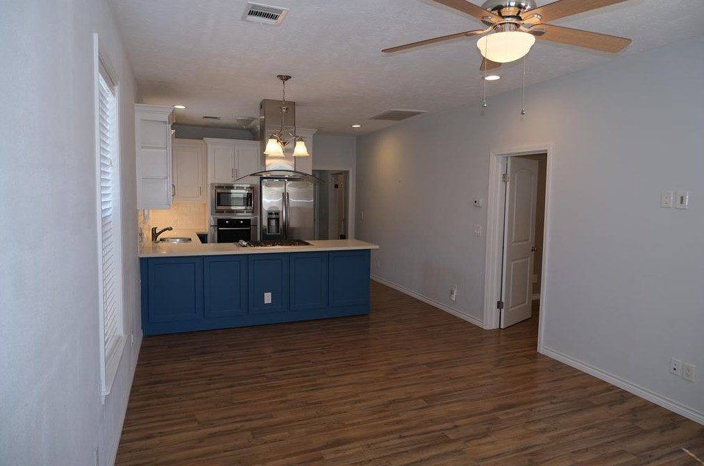 741 7th St, Houston TX  77007-1711 exterior