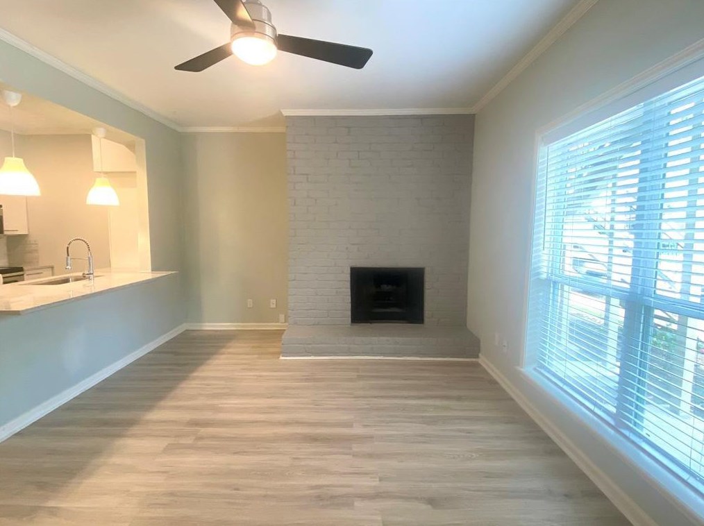 2001 Bering Dr Apt 5e, Houston, TX