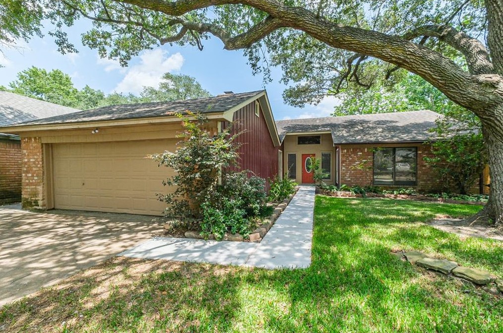 1418 Heights Dr, Katy, TX 77493