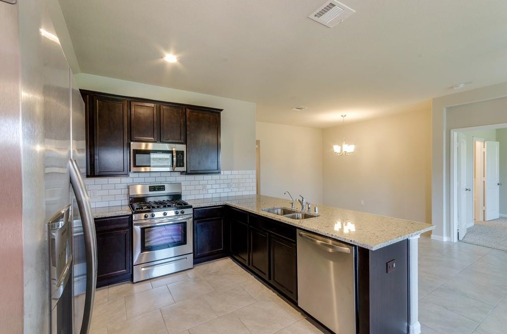 2213 Delmar Dr, La Marque, TX 77568-5860